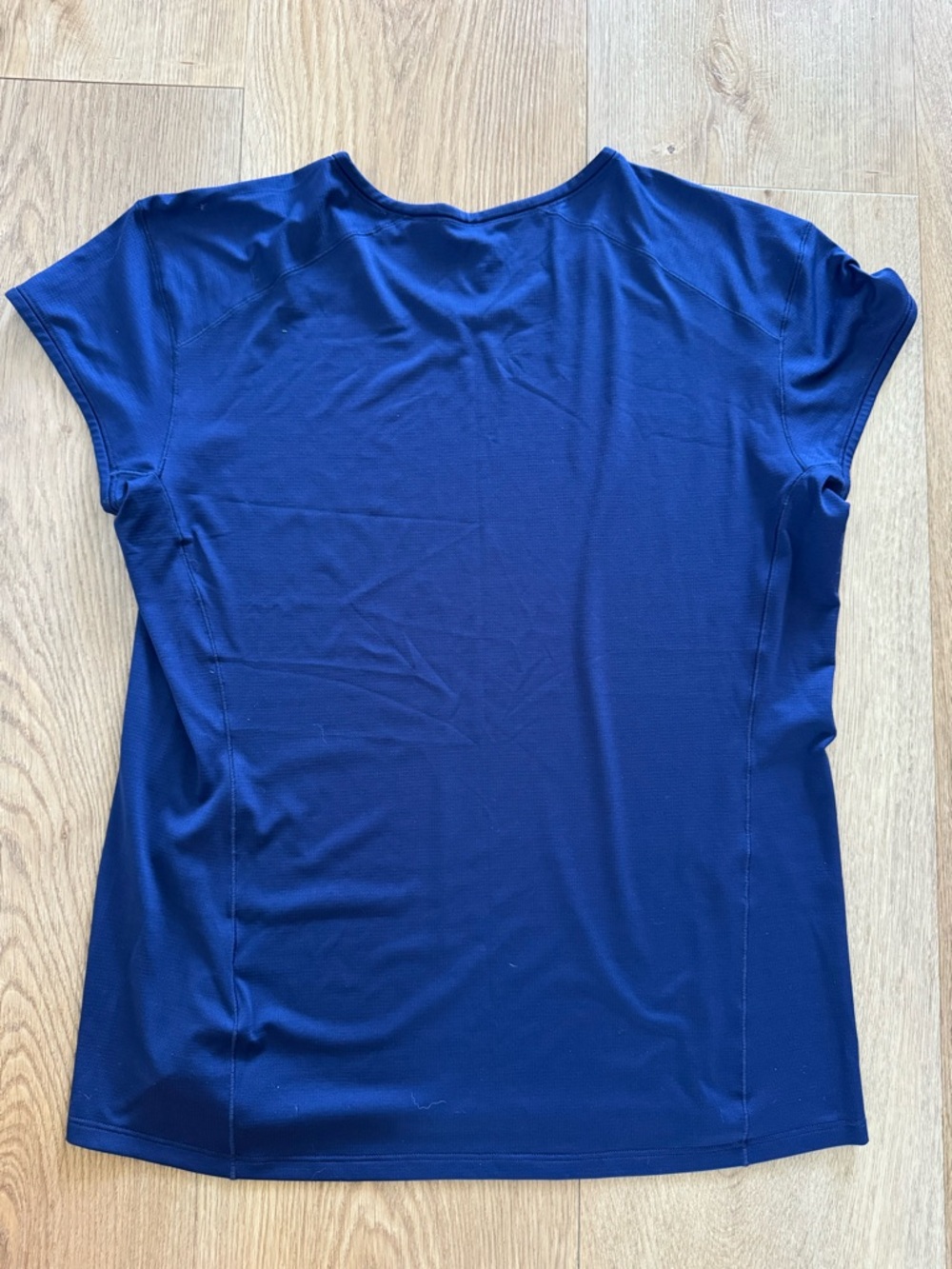 Arc'teryx Short Sleeve Shirt Navy Blue Medium V Neck Lightweight - Picture 2 of 6